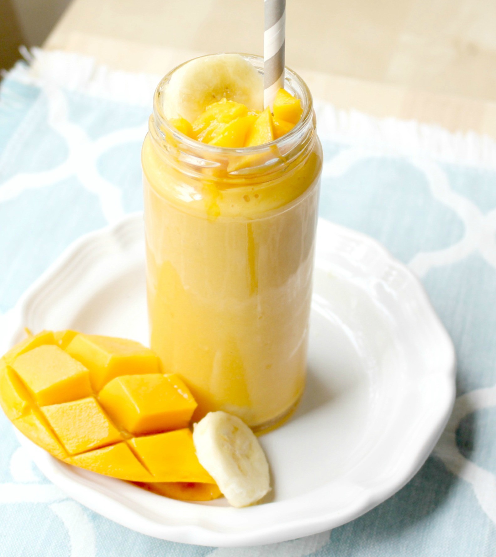 Mango and Banana smoothie