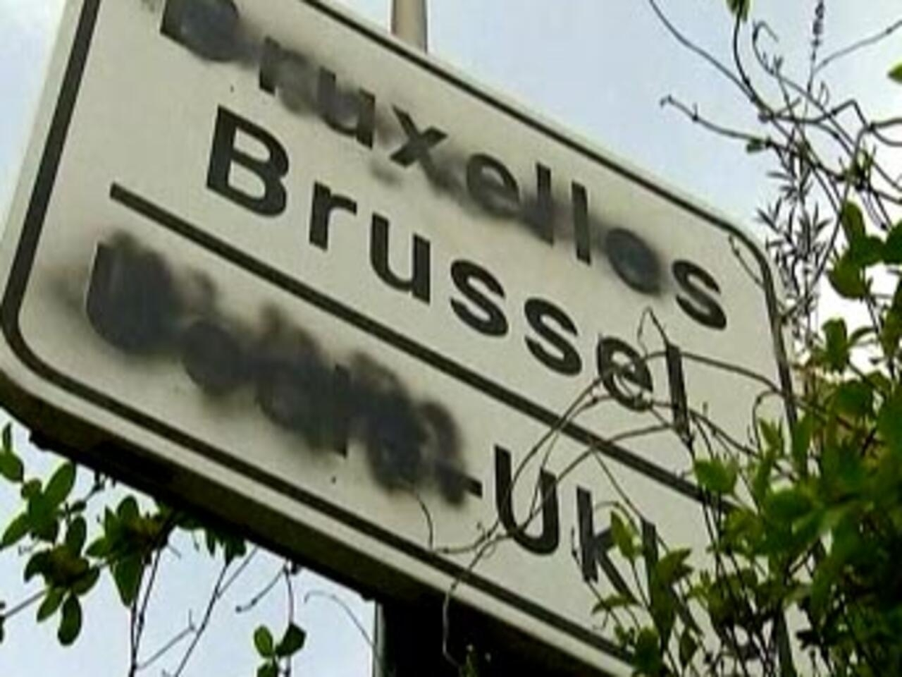 Signs in the other communities language are often defaced in Belgium 