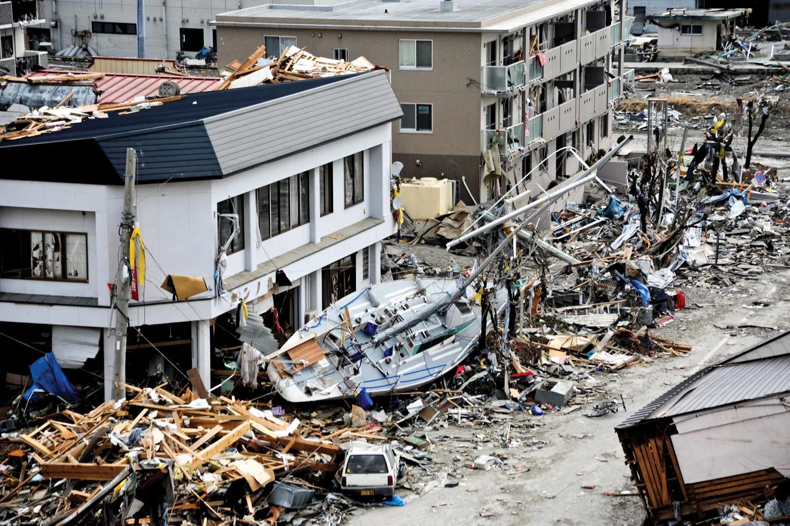                                                                   2011 Tohoku earthquake