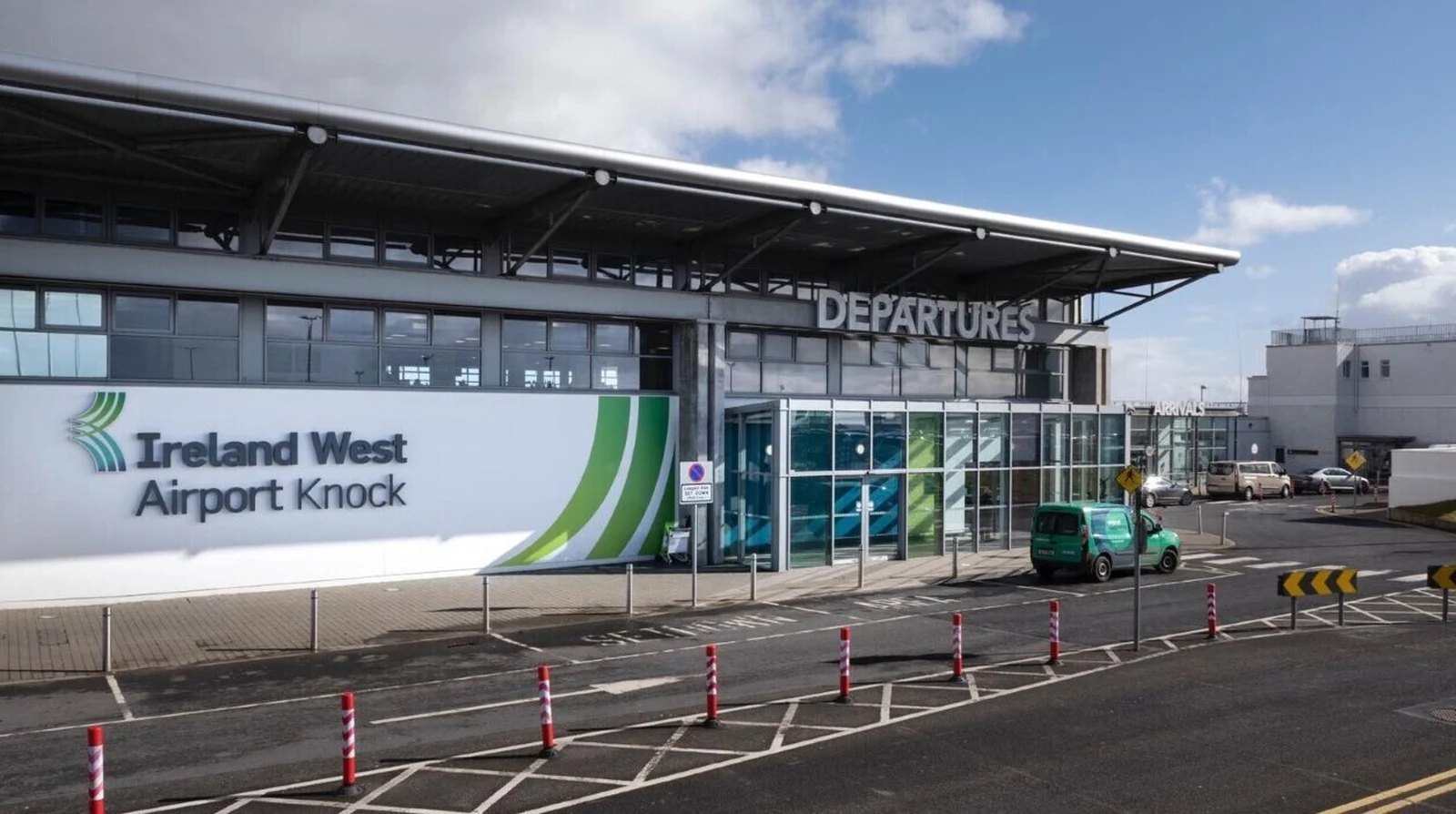 Knock Airport is far smaller than Dublin Airport 