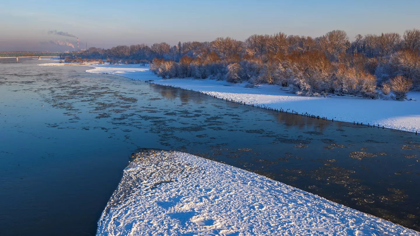 Winters warmer than -8C are making snow disappear - and threatening Europe's water supplies