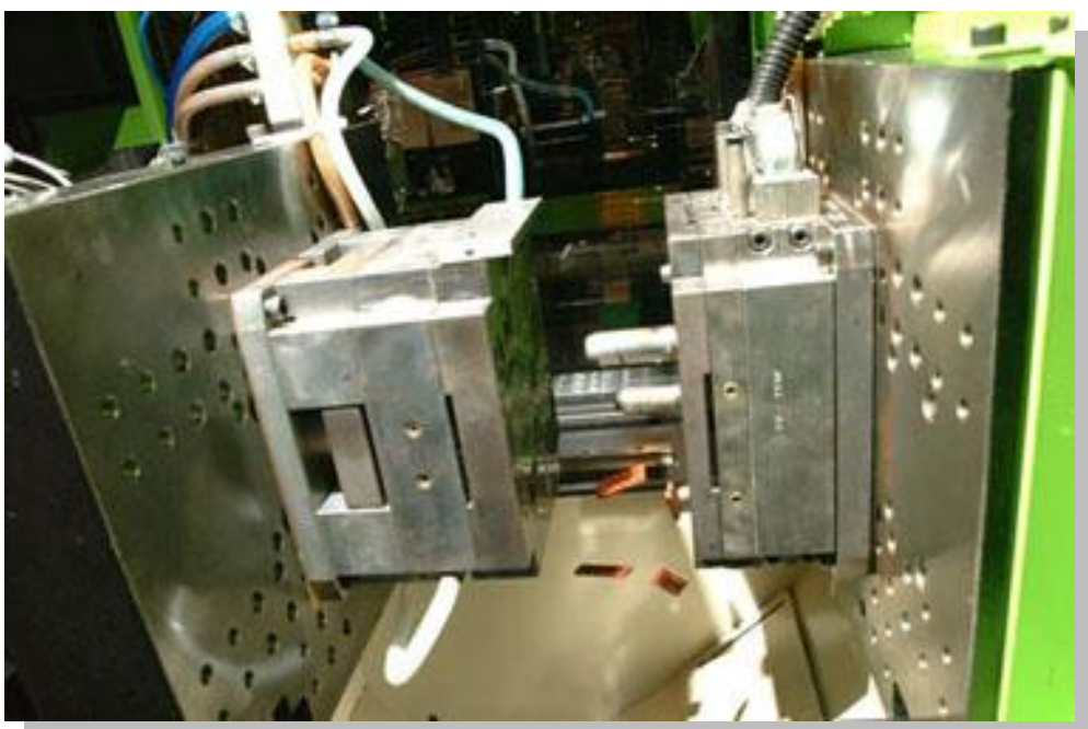 Industrial setting for mould making process